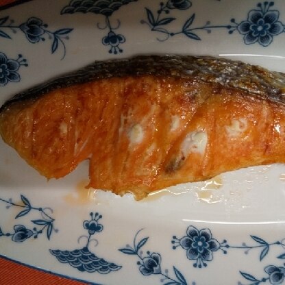 つやこさん
こんにちは
塩麹でひと味違う焼き魚が
完成しました
美味しかったです
(＾∇＾)ﾉ♪